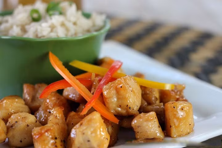 cac mon an tu thit ga thom ngon bo duong nhat