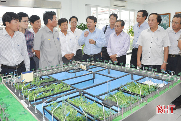 lanh dao tinh ninh thuan tham quan khu kinh te vung ang