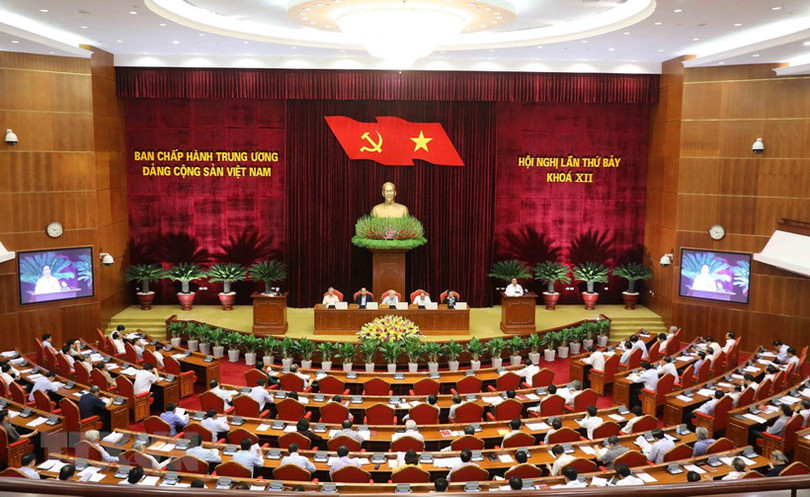 toan canh ngay lam viec thu hai cua hoi nghi trung uong 7