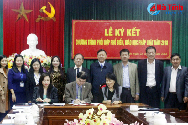 ky ket phoi hop tuyen truyen pho bien giao duc phap luat