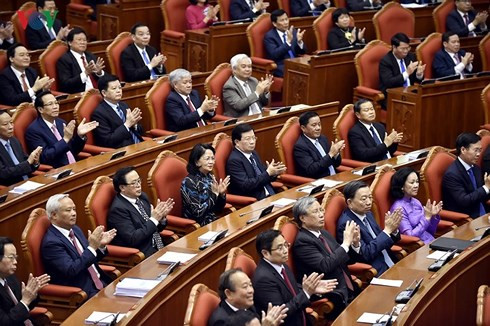 nhin tu hoi nghi tu 7 muon lam lanh dao hay nghi den cong hien truoc tien