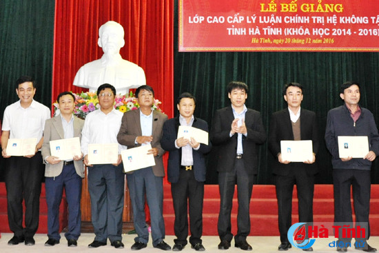 be giang lop cao cap ly luan chinh tri khoa 2014 2016 tai ha tinh