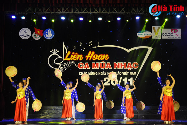 soi dong dac sac dem van nghe tri an thay co giao