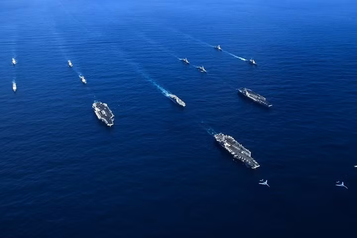 hinh anh an tuong it thay ve cac hoat dong ben trong hai quan my