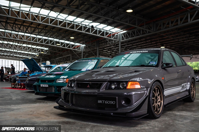 gioi choi xe malaysia trong con nghien xe nhat