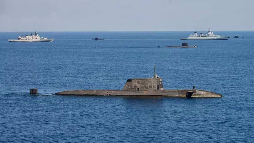 khong phai tau san bay day moi la tinh hoa cua hai quan anh