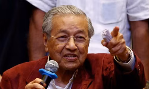 the gioi ngay qua ong mahathir tuyen the nham chuc thu tuong malaysia