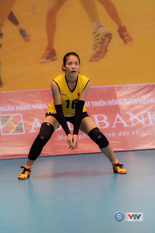 Những bóng hồng “vạn người mê” trên sân đấu VTV Cup