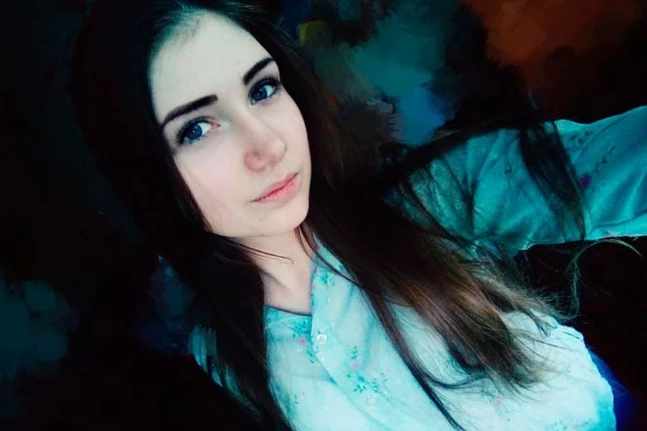 hon 100 ban tre chet vi trao luu ca voi xanh tren facebook