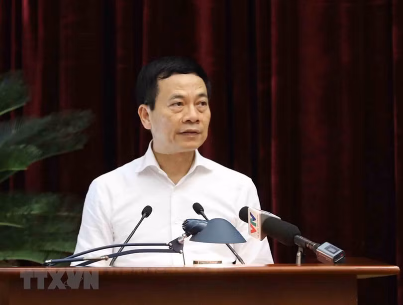 toan canh ngay lam viec thu hai cua hoi nghi trung uong 7