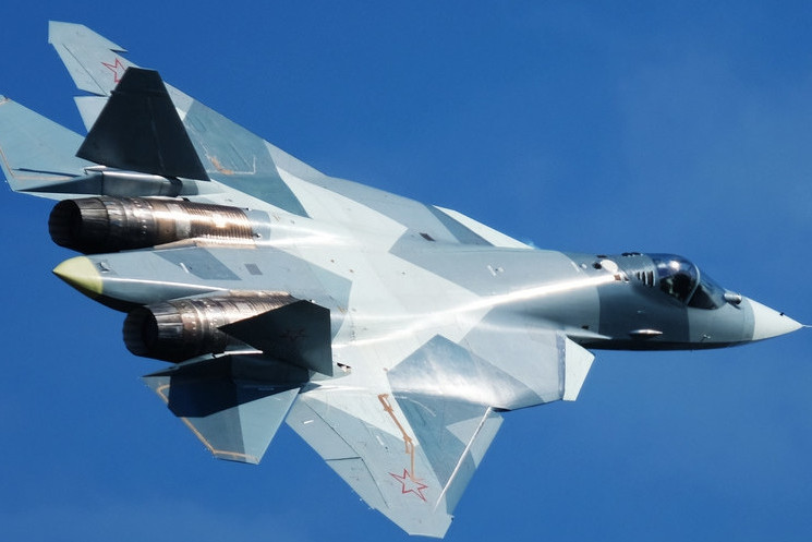 dan vu khi hung hau duoc cho doi trong ngay chien thang cua nga