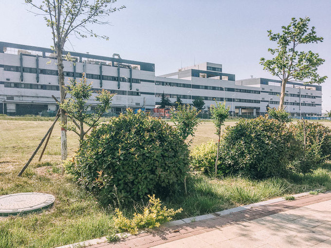 ben trong thanh pho iphone o trung quoc