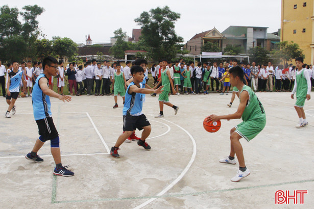 tp ha tinh to chuc giai bong ro hoc duong nam 2018