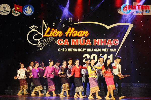 soi dong dac sac dem van nghe tri an thay co giao