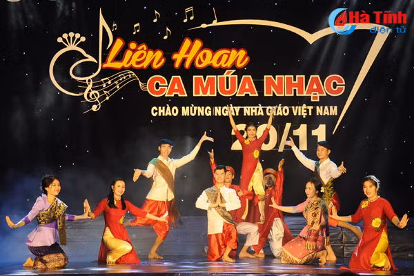 soi dong dac sac dem van nghe tri an thay co giao