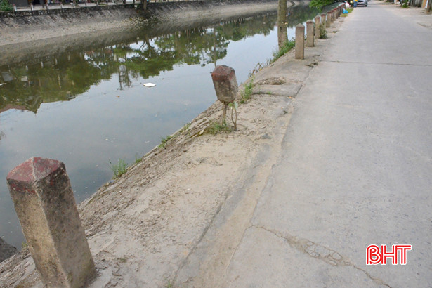 bat an duong chat can song khong rao chan