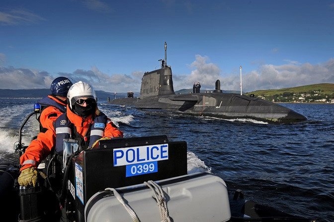 khong phai tau san bay day moi la tinh hoa cua hai quan anh