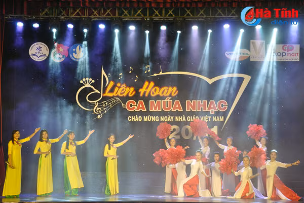 soi dong dac sac dem van nghe tri an thay co giao