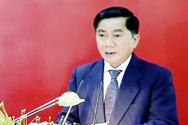 ong tran cam tu duoc bau giu chuc chu nhiem ubkt trung uong