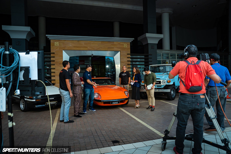 gioi choi xe malaysia trong con nghien xe nhat