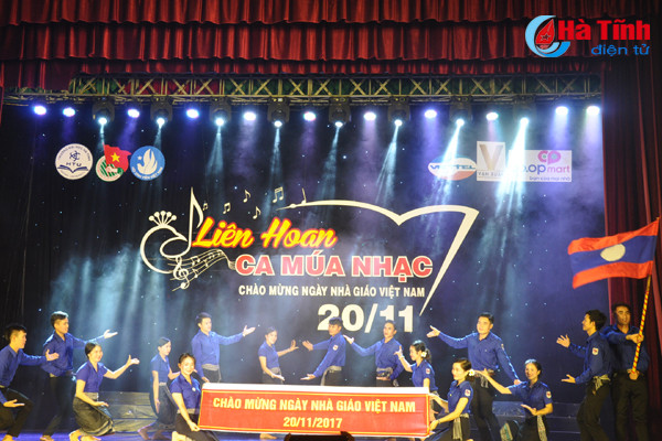 soi dong dac sac dem van nghe tri an thay co giao