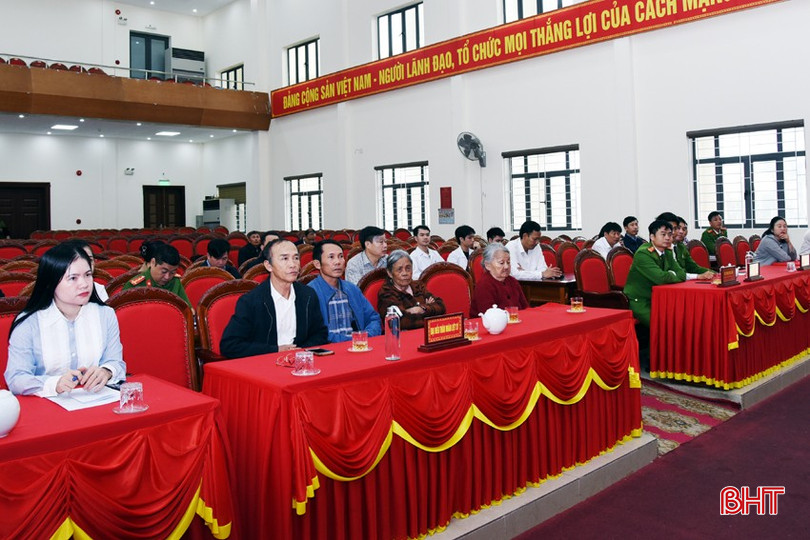 Các đại biểu tham dự chương trình