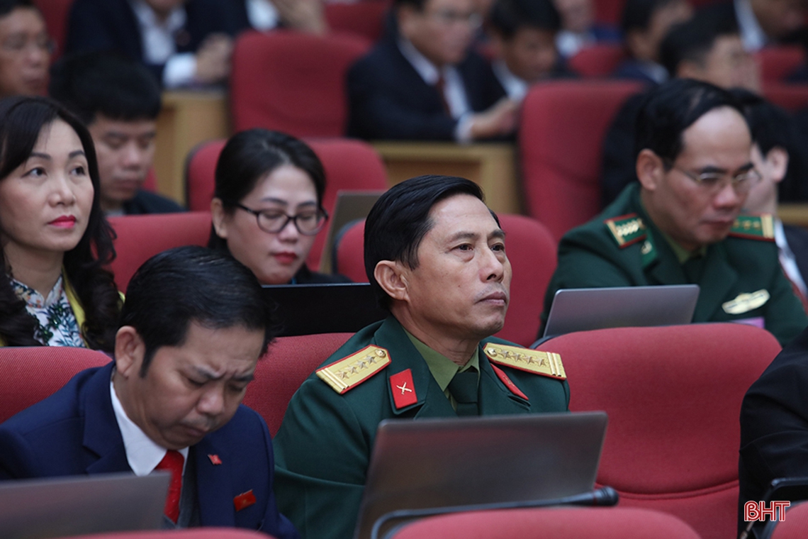 HĐND tỉnh Hà Tĩnh: Chất vấn, trả lời chất vấn những vấn đề đại biểu, cử tri quan tâm