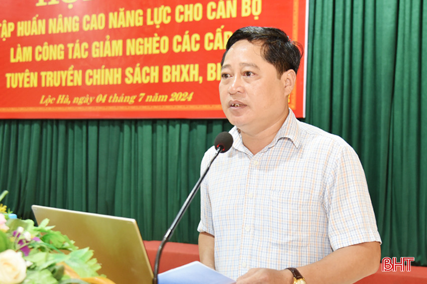 Trưởng phòng LĐ-TB&XH huyện Lộc Hà Nguyễn Ngọc Thạch quán triệt nội dung, chương trình tập huấn. DSC_7806 - Copy.JPG