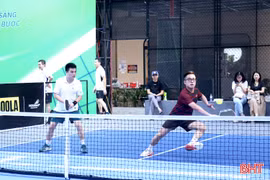 Gần 200 cán bộ, nhân viên Vietcombank Khu vực IV tranh tài Pickleball