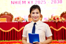Người "kể chuyện" giữa dòng điện sáng