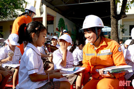 Linh hoạt tuyên truyền, đưa tiết kiệm điện thành thói quen