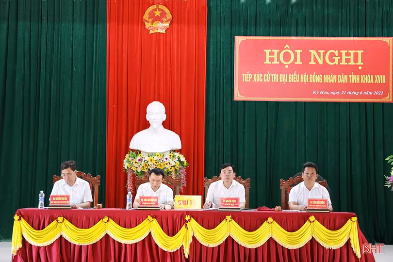 Cử tri kiến nghị nhiều vấn đề ảnh hưởng trực tiếp đến đời sống dân sinh