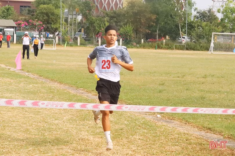 Gần 1.000 vận động viên tranh tài Đại hội thể dục thể thao huyện Thạch Hà