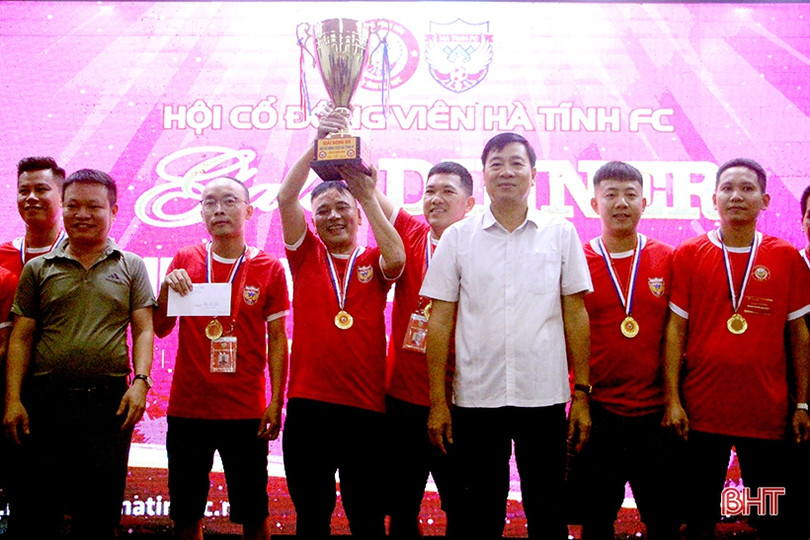 FC Bắc TP Hà Tĩnh vô địch Giải Bóng đá Hội cổ động viên Hà Tĩnh lần thứ 3