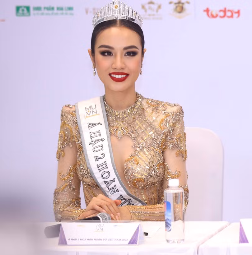 Hoa hậu Ngọc Châu: “Đây là giấc mơ”