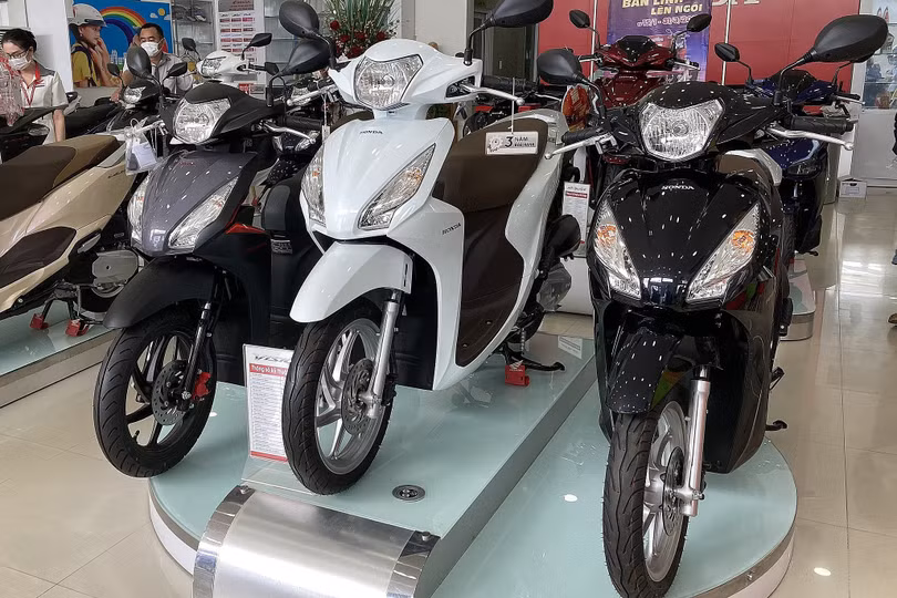 Giá lăn bánh Honda Vision lên ngưỡng 60 triệu đồng