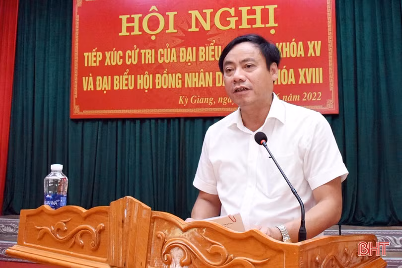 Cử tri huyện Kỳ Anh kiến nghị xem xét quy hoạch mỏ đất ở khu vực đập Mạc Khê