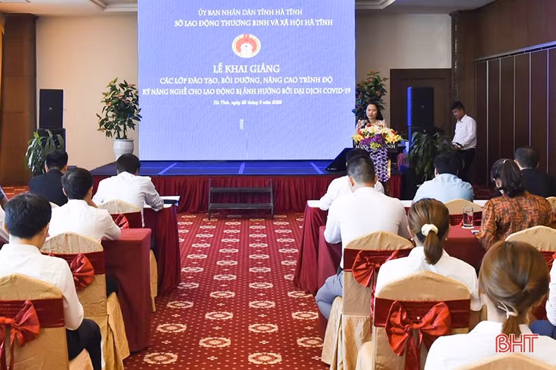 Bồi dưỡng, nâng cao kỹ năng nghề cho 102 lao động Hà Tĩnh bị ảnh hưởng bởi dịch COVID-19