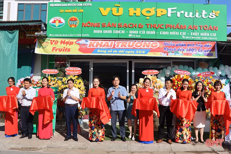 Cẩm Xuyên khai trương cửa hàng nông sản sạch và thực phẩm an toàn