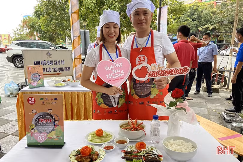 12 gia đình trổ tài nấu ăn nhân Ngày Gia đình Việt Nam tại Hà Tĩnh