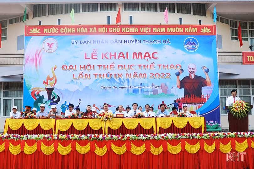 Gần 1.000 vận động viên tranh tài Đại hội thể dục thể thao huyện Thạch Hà