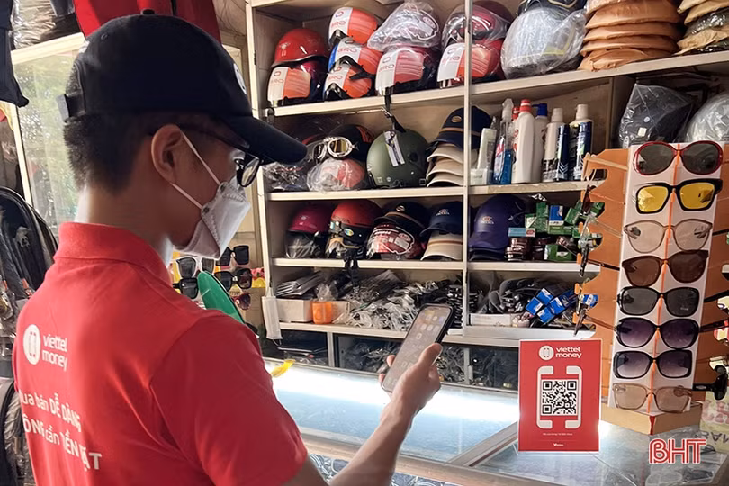 Đi chợ Hà Tĩnh mua hàng không cần dùng tiền mặt