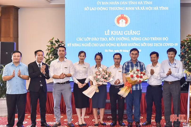 Bồi dưỡng, nâng cao kỹ năng nghề cho 102 lao động Hà Tĩnh bị ảnh hưởng bởi dịch COVID-19