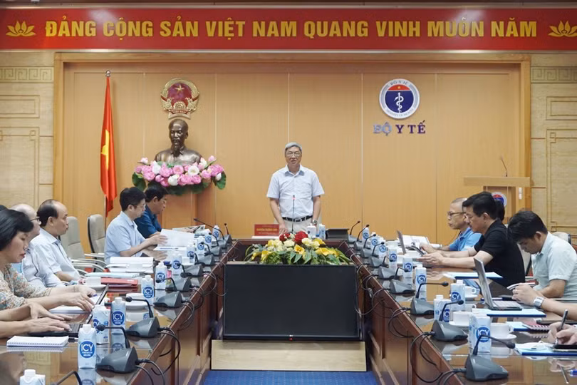 Sốt xuất huyết tăng 97%, chuyên gia khuyến cáo những dấu hiệu cần đưa người bệnh đến cơ sở y tế sớm