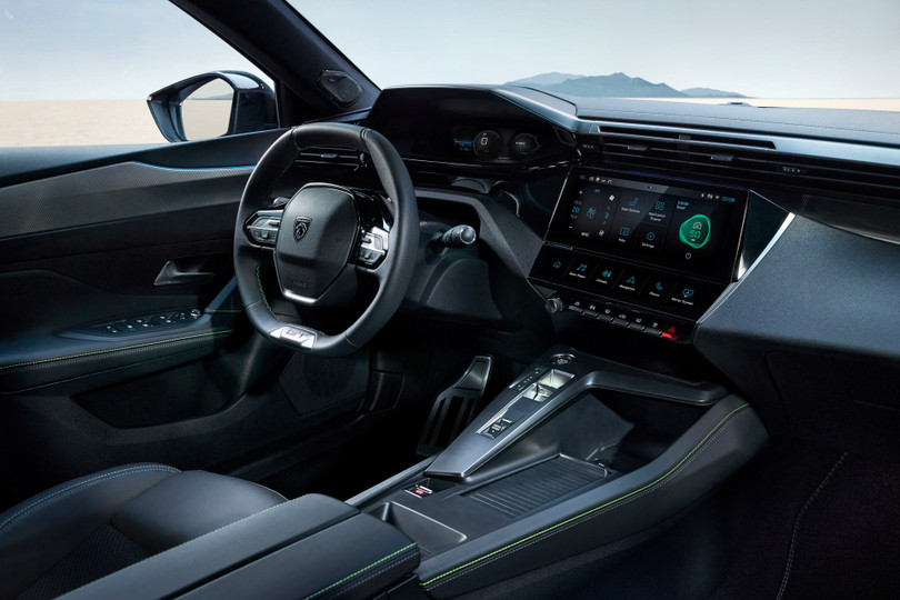 Peugeot 408 2023 ra mắt: Mẫu crossover thú vị cho gia đình