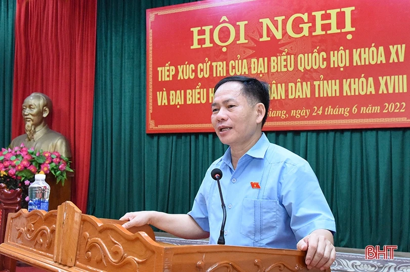 Cử tri huyện Kỳ Anh kiến nghị xem xét quy hoạch mỏ đất ở khu vực đập Mạc Khê