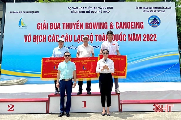 Hà Tĩnh nhất toàn đoàn Giải Đua thuyền Rowing và Canoeing các CLB toàn quốc