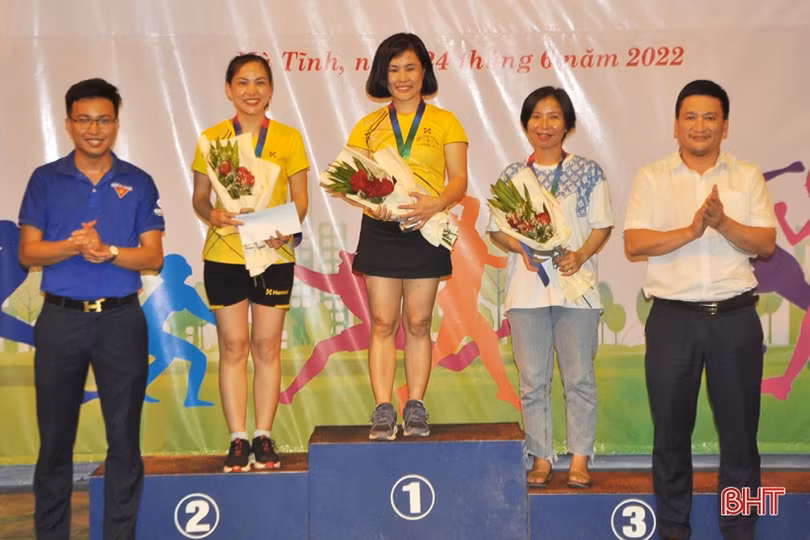 230 VĐV thi tài giải thể thao Công ty Điện lực Hà Tĩnh