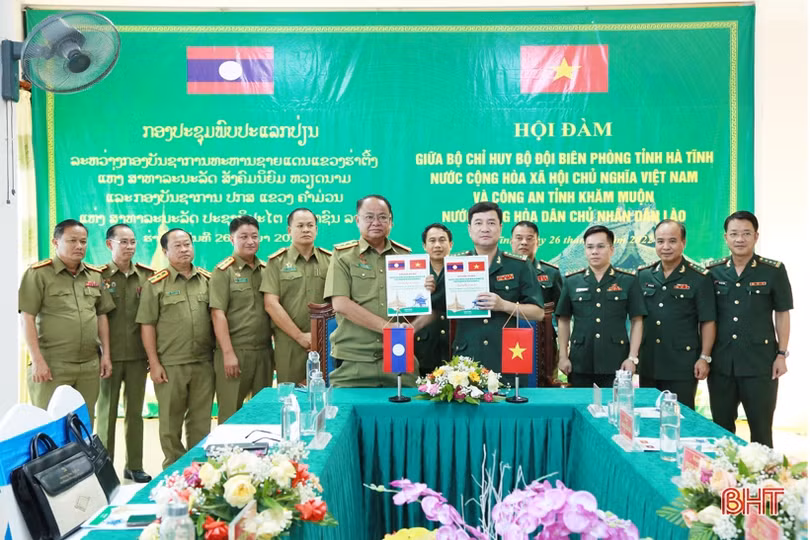 Hà Tĩnh, Bôlykhămxay, Khăm Muộn ký kết bảo vệ chủ quyền an ninh biên giới