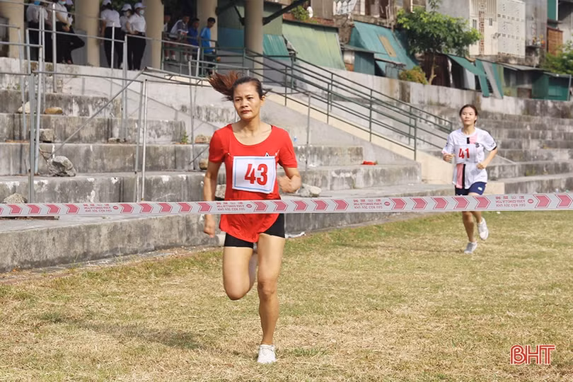 Gần 1.000 vận động viên tranh tài Đại hội thể dục thể thao huyện Thạch Hà